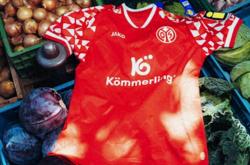 美因茨05足球俱乐部发布25/26赛季全新主场球衣