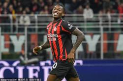 观战台：利物浦战苦主+阿森纳争八连胜 拜仁冲14连胜