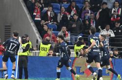 0-2！2-5！里昂被淘汰，诺丁汉森林翻盘，罗马出局，维拉双杀里尔