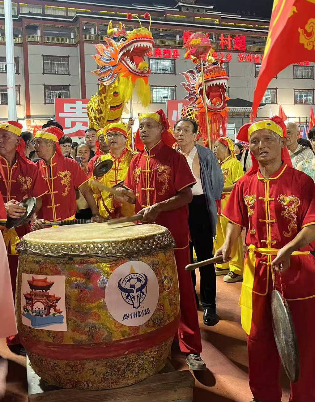 追光 | “村超”场边的鼓声,又响起来了!