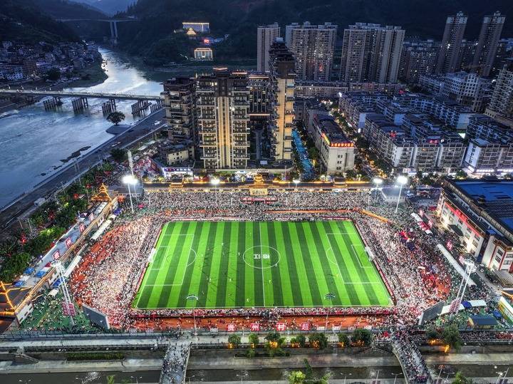 追光 | “村超”场边的鼓声,又响起来了!