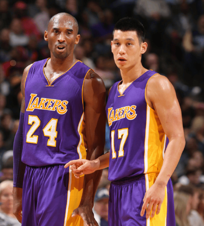 林书豪NBA生涯总薪资超6500万美元，曾获NBA总冠军，“林疯狂”名场面：面对科比轰38分