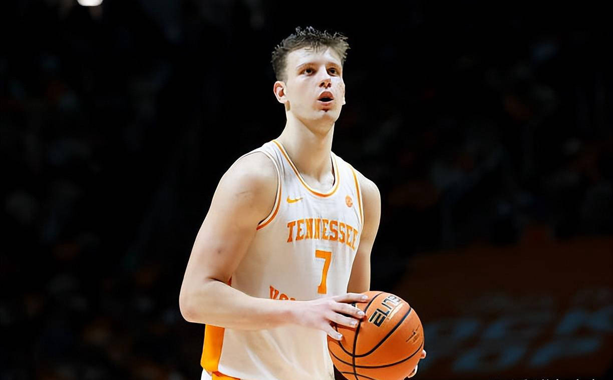 波兰内线新秀签约费城76人,或缺席欧洲杯