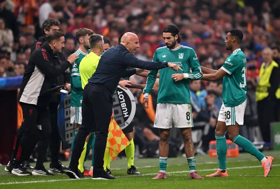 不是维尔茨！利物浦中场7场0球0助攻 斯洛特该让他替补