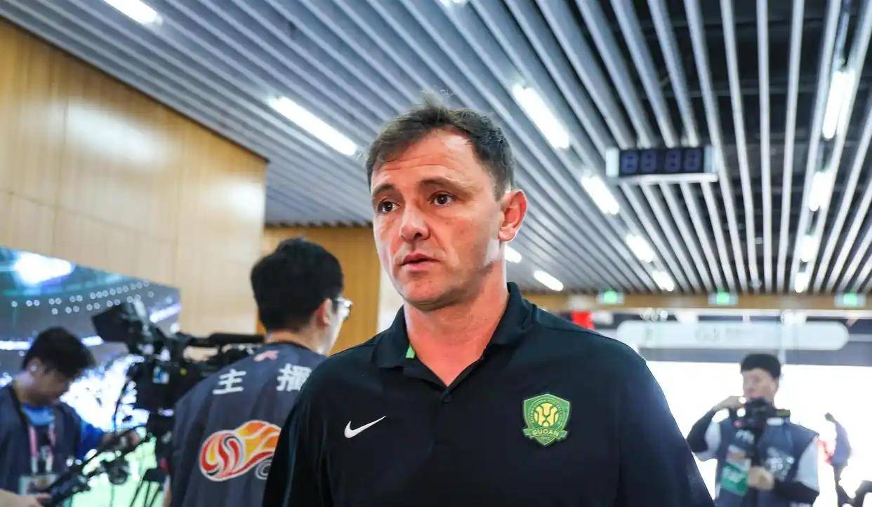 中超足球要变天，世界名帅将空降中国，塞尔维亚名帅将执教中超，他是谁？