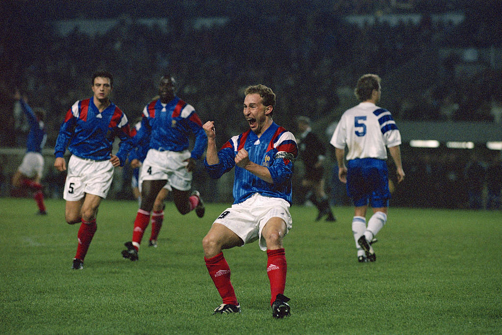 【竞界】当冬奥会遇上足球：与你相会总在低潮时