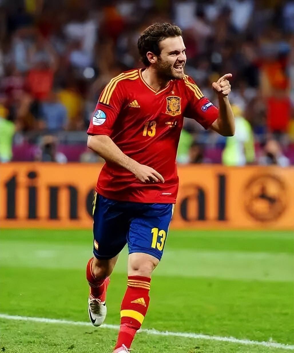 马卡：西班牙队6月8日热身赛踢智利，6月4日可能对阵中国男足