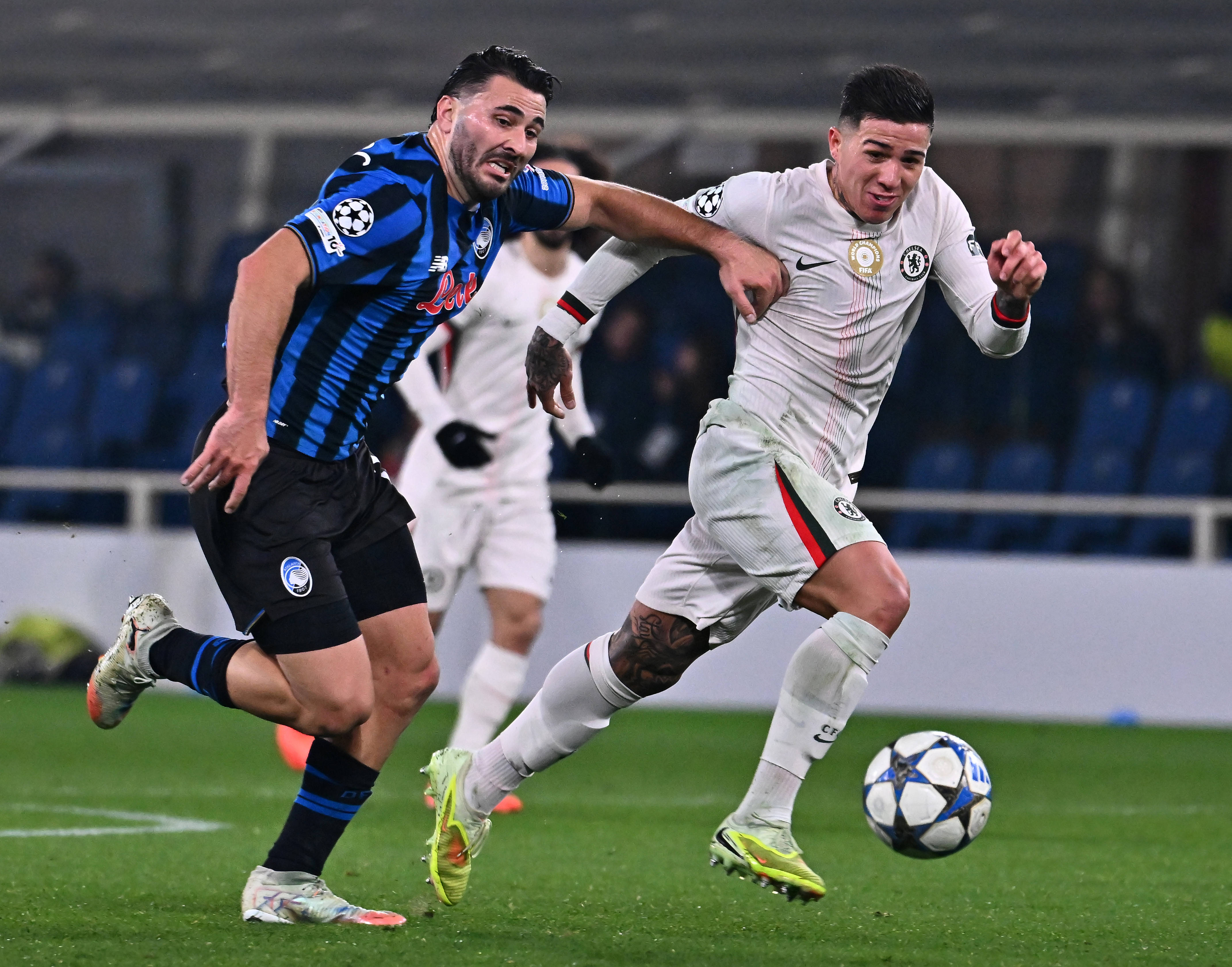 （体育）足球——欧冠：亚特兰大胜切尔西