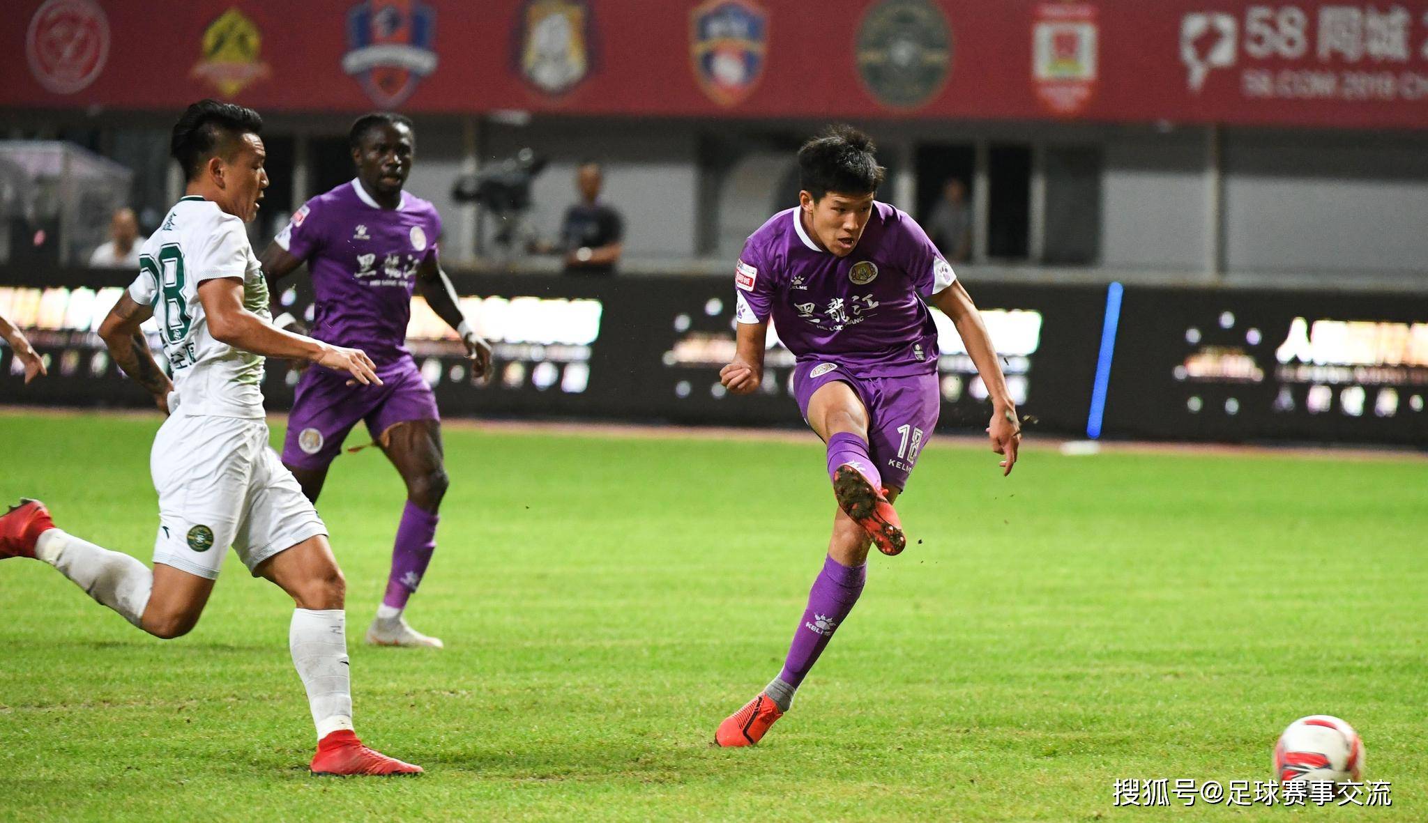 今日足球：成都蓉城VS布里兰 莱切斯特城VS南安普顿