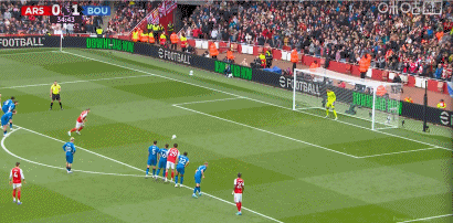 体坛联播｜巴萨大胜西班牙人9分领跑，利物浦止住三连败